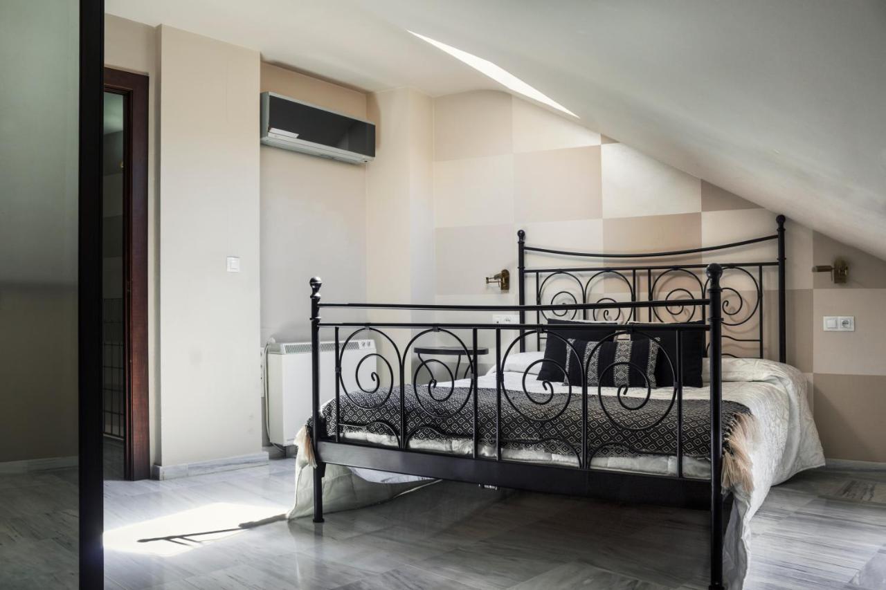 Charming Jaen Center Apartment Luaran gambar